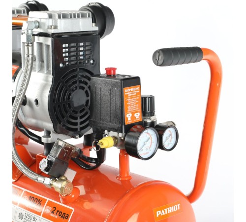 PATRIOT  WO 24-220 Компрессор [525301920] { безмасляный, 200 л/мин, 8 бар, 1250 Вт, 24 л, быстросъемный 1/4" }