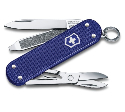 Нож перочинный Victorinox Classic Night Dive (0.6221.222G) 58мм 7функц. карт.коробка Нож перочинный Victorinox Classic Night Dive (0.6221.222G) 58мм 7функц. карт.коробка