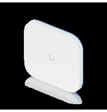 Точка доступа Wi-Fi Ubiquiti UniFi E7 AP 2,4+5+6 ГГц, Wi-Fi 7, 4х4 MU-MIMO, 802.3bt, 1х 10G RJ45, 1х 1G RJ45