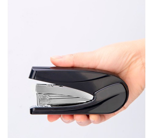 Степлер Deli 0421BLACK 24/6 26/6 (30листов) черный 50скоб коробка