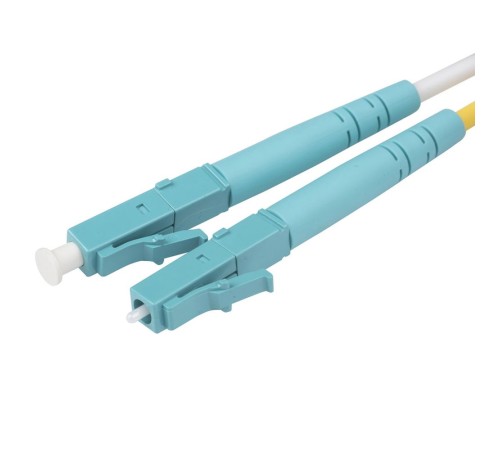 Кабель оптический Hyperline FC-D2-503-LC/PR-SC/PR-H-3M-LSZH-BK Патч-корд волоконно-оптический (шнур) MM 50/125(OM3), LC-SC, duplex, 10G, LSZH, 3м, черный Кабель оптический Hyperline FC-D2-503-LC/PR-SC/PR-H-3M-LSZH-BK Патч-корд волоконно-оптический (шнур) MM 50/125(OM3), LC-SC, duplex, 10G, LSZH, 3м, черный