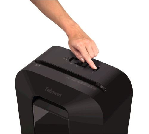 Шредер Fellowes PowerShred LX70 черный (секр.P-4)/перекрестный/11лист./18лтр./скрепки/скобы/пл.карты