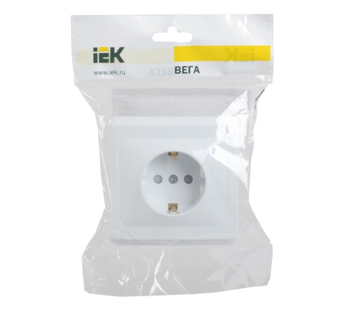 Розетка силовая IEK ВЕГА (ERV14-K01-16-DM) скрыт. зазем. штор. IP20 белый (упак.:1шт)