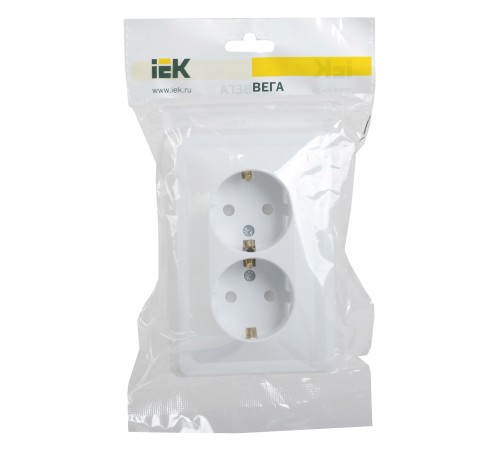 Розетка силовая (2розет.) IEK ВЕГА (ERV24-K01-16-DM) скрыт. зазем. штор. IP20 белый (упак.:1шт)