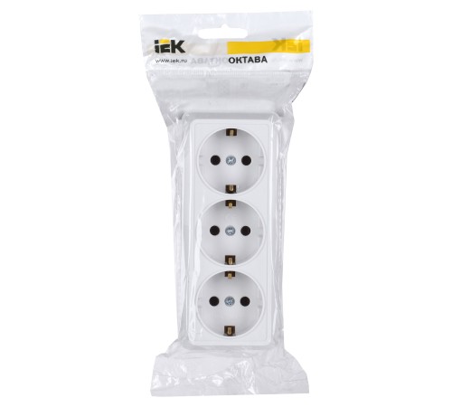 Розетка силовая (3розет.) IEK ОКТАВА (ERO31-K01-16-DC) откр. IP20 белый (упак.:1шт)