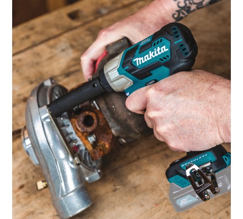 Гайковерт Makita TW161DZ аккум. патрон:квад.3/8" (кейс в комплекте)