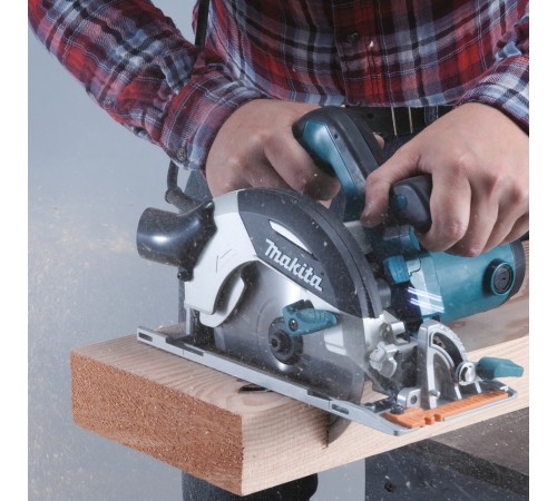 Циркулярная пила (дисковая) Makita HS6100 1100Вт (ручная) Циркулярная пила (дисковая) Makita HS6100 1100Вт (ручная)