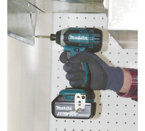 Шуруповерт Makita DTD152Z аккум. патрон:шестигр.1/4"