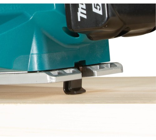 Рубанок Makita DKP181Z 82мм 12000об/мин Рубанок Makita DKP181Z 82мм 12000об/мин
