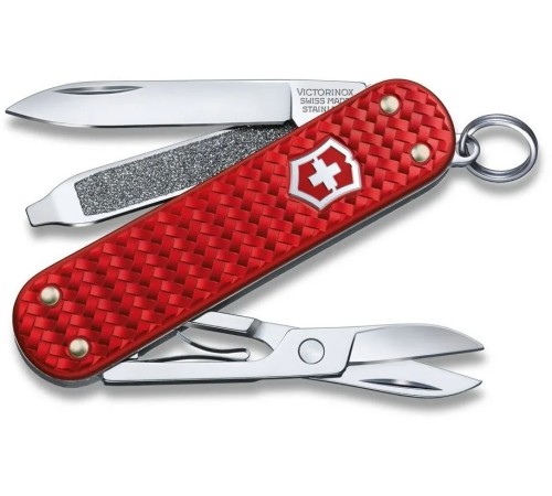 Нож перочинный Victorinox Classic Precious Alox (0.6221.401G) 58мм 5функц. красный подар.коробка Нож перочинный Victorinox Classic Precious Alox (0.6221.401G) 58мм 5функц. красный подар.коробка