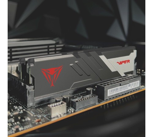 Память DDR5 2x8Gb 5200MHz Patriot PVV516G520C36K Viper Venom RTL PC5-41600 CL36 DIMM 288-pin 1.2В