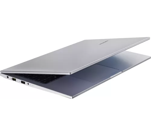 Ноутбук Maibenben M553 Ryzen 3 5300U 8Gb SSD512Gb AMD Radeon 15.6" IPS FHD (1920x1080) Linux silver WiFi BT Cam 4278mAh (M5531SB0LSRE0)