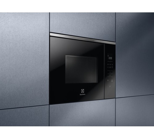 Микроволновая печь Electrolux KMFE172TEX 17л. 800Вт черный (встраиваемая)