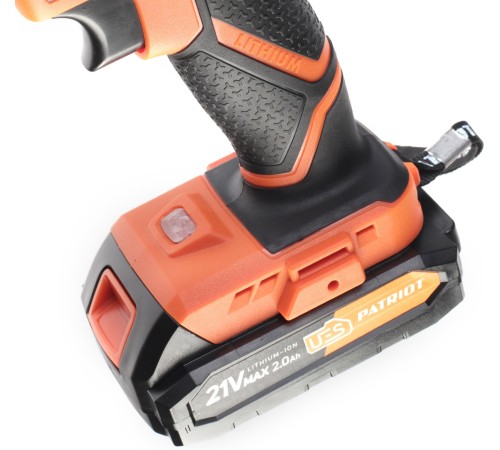 PATRIOT BR 189UES Дрель-шуруповерт аккумуляторная [180301549] { две АКБ Li-Ion 18В, 2,0 Ач, 29Нм, 2 скорости, кейс }