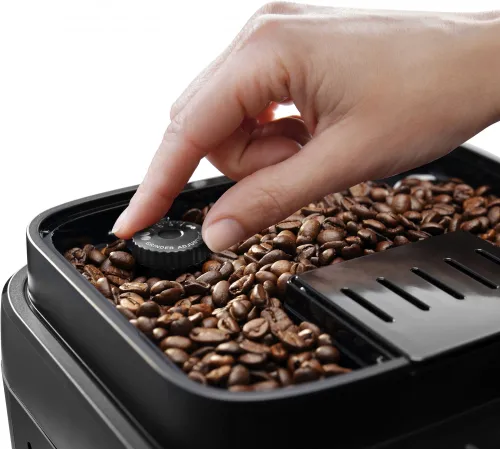 Кофемашина Delonghi Magnifica Evo ECAM290.61.B 1450Вт черный