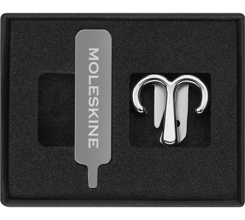 Шильд-символ Moleskine Zodiac Овен металл серебристый коробка с европод. PINARIESSILV Шильд-символ Moleskine Zodiac Овен металл серебристый коробка с европод. PINARIESSILV
