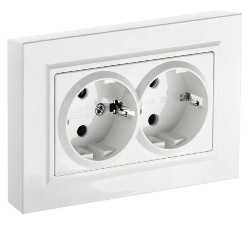 Розетка силов. IEK Brite РС12-3-БрБ BR-R21-16-K01-F двойн. скрыт. зазем. белый (упак.:1шт)