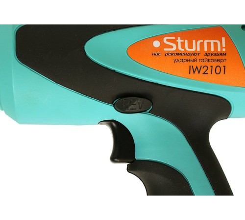 Sturm! IW2101 Гайковерт Sturm!, 12  В, 380 Нм, провод 3,5 м, питание от прикуривателя [IW2101]