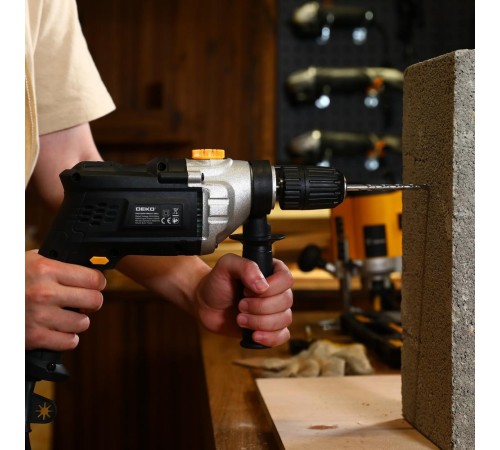 Дрель ударная Deko DKID1200W 1200Вт патрон:быстрозажимной реверс (кейс в комплекте) (063-4327)