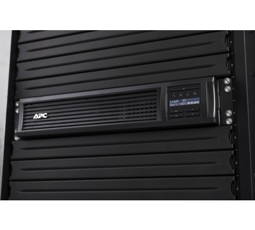 Источник бесперебойного питания APC Smart-UPS SMT3000RMI2UC 2700Вт 3000ВА черный