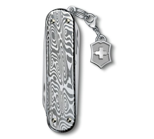 Нож перочинный Victorinox Classic Brilliant Damast (0.6221.34) 58мм 5функц. серебристый подар.коробка Нож перочинный Victorinox Classic Brilliant Damast (0.6221.34) 58мм 5функц. серебристый подар.коробка