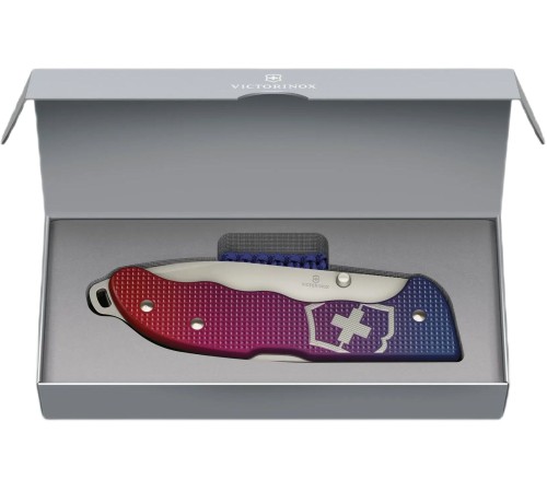 Нож перочинный Victorinox Evoke Alox (0.9415.D221) 136мм 5функц. синий/красный подар.коробка Нож перочинный Victorinox Evoke Alox (0.9415.D221) 136мм 5функц. синий/красный подар.коробка