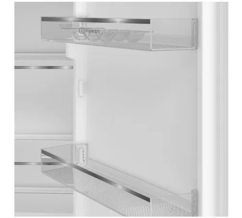 Холодильник Indesit IBD 18 2-хкамерн. белый (869891700010) Холодильник Indesit IBD 18 2-хкамерн. белый (869891700010)