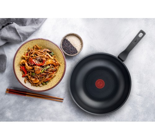 Сковорода ВОК (WOK) Tefal Force 4218628 круглая 28см покрытие: антипригарное ручка несъемная (без крышки) черный (9100048319)