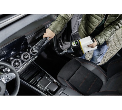 Ручной пылесос Karcher VC 6 Cordless ourFamily Car, 250Вт, черный/белый [1.198-672.0]