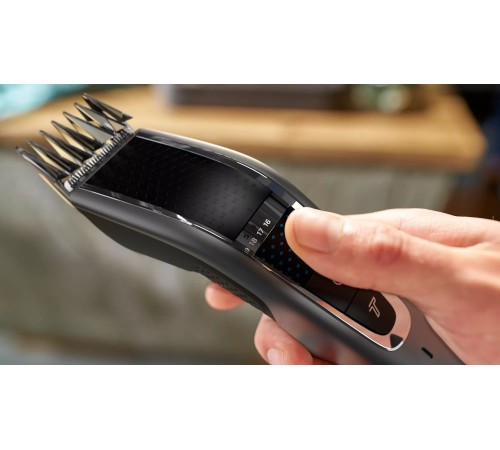 Машинка для стрижки Philips HC5650/15 серебристый (насадок в компл:3шт)