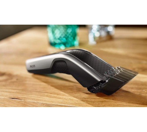 Машинка для стрижки Philips HC5650/15 серебристый (насадок в компл:3шт)