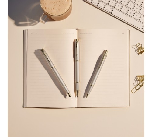 Ручка шариков. Parker IM Monochrome K328 (2172956) Champagne PVD M син. черн. подар.кор. Ручка шариков. Parker IM Monochrome K328 (2172956) Champagne PVD M син. черн. подар.кор.