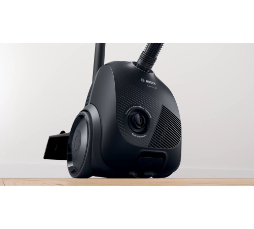 Пылесос Bosch BGBS2LB1 600Вт черный