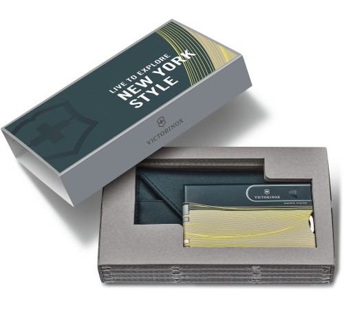 Швейцарская карта Victorinox Swiss Card Classic New York Style (0.7100.E223) коробка подарочная Швейцарская карта Victorinox Swiss Card Classic New York Style (0.7100.E223) коробка подарочная