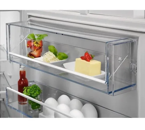 Холодильник AEG TSC7G181ES 2-хкамерн. белый