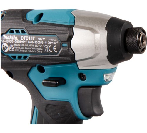 Дрель-шуруповерт Makita DTD157Z без АКБ и ЗУ аккум. патрон:квад.1/4" (DTD157Z)