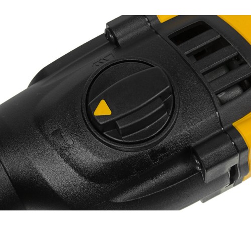 Перфоратор DeWalt D25133K-QS патрон:SDS-plus уд.:2.8Дж 800Вт (кейс в комплекте) Перфоратор DeWalt D25133K-QS патрон:SDS-plus уд.:2.8Дж 800Вт (кейс в комплекте)