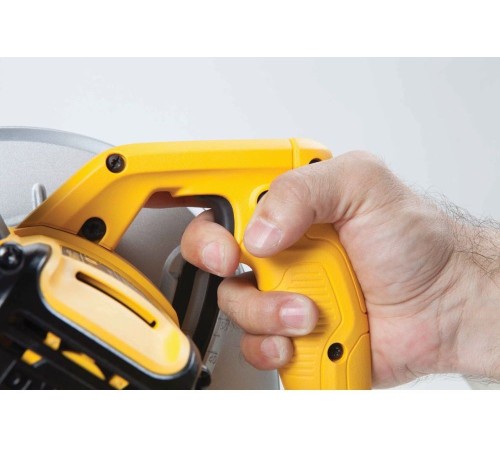 Циркулярная пила (дисковая) DeWalt DWE560-QS 1350Вт (ручная) Циркулярная пила (дисковая) DeWalt DWE560-QS 1350Вт (ручная)