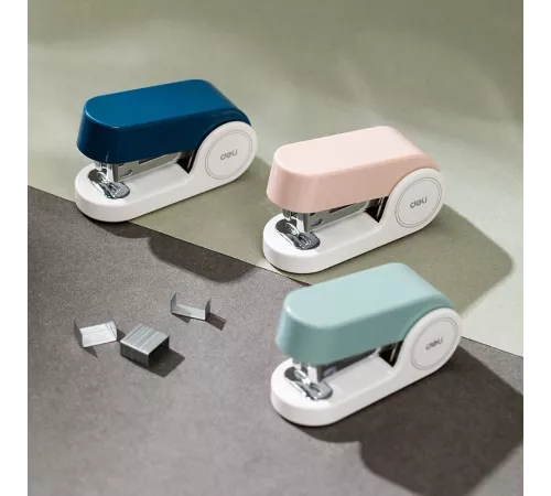 Степлер мини Deli EK203-PK EK203 24/6 26/6 (15листов) встроенный антистеплер розовый 15скоб металл/пластик коробка