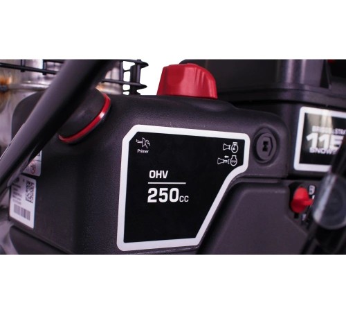 Снегоуборщик бензин. Champion ST761BS 6.5л.с.