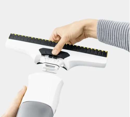 Мойщик окон Karcher WV 4-4 Plus белый