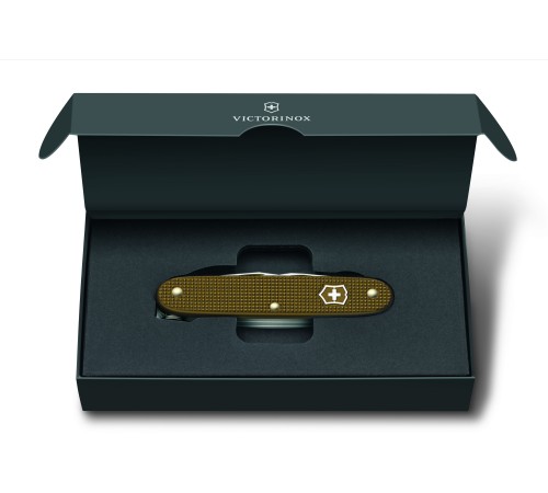 Нож перочинный Victorinox Pioneer X Alox LE 2024 (0.8231.L24) 93мм 9функц. подар.коробка Нож перочинный Victorinox Pioneer X Alox LE 2024 (0.8231.L24) 93мм 9функц. подар.коробка