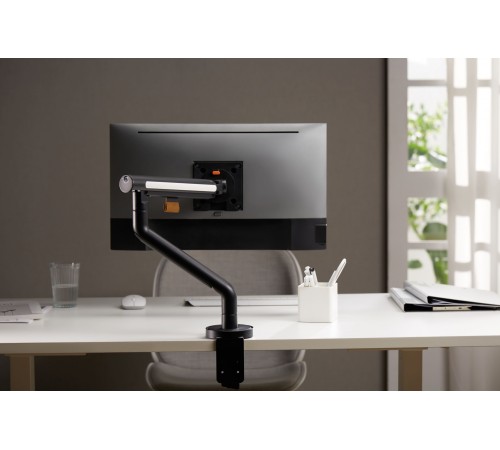Кронштейн для мониторов Ultramounts UM725B черный 17"-32" макс.9кг крепление к столешнице поворот и наклон Кронштейн для мониторов Ultramounts UM725B черный 17"-32" макс.9кг крепление к столешнице поворот и наклон