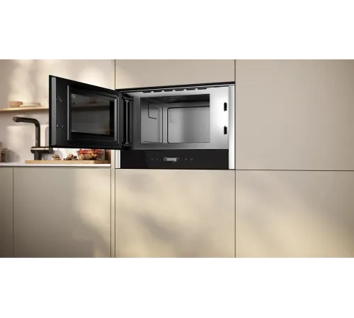 Микроволновая печь Neff NR4WR21N1 21л. 900Вт черный/нержавеющая сталь (встраиваемая) Микроволновая печь Neff NR4WR21N1 21л. 900Вт черный/нержавеющая сталь (встраиваемая)