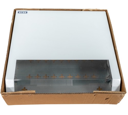 Шкаф коммутационный NTSS (NTSS-SOHO5U) настенный 5U 520x140мм пер.дв.стекл несъемн.бок.пан. 80кг белый IP20