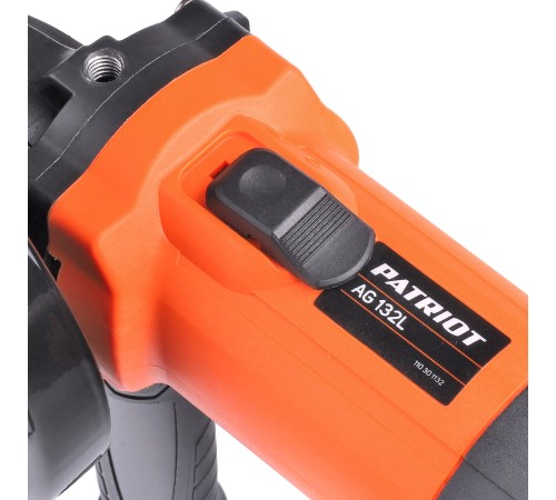 Углошлифовальная машина Patriot Optima AG 132L 750Вт 11000об/мин рез.шпин.:M14 d=125мм (110301132)