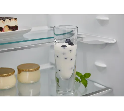 Холодильник Electrolux LNS9TE19S 2-хкамерн. белый