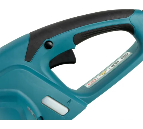 Электрическая цепная пила Makita UC3041A 1800Вт дл.шины:12" (30cm)