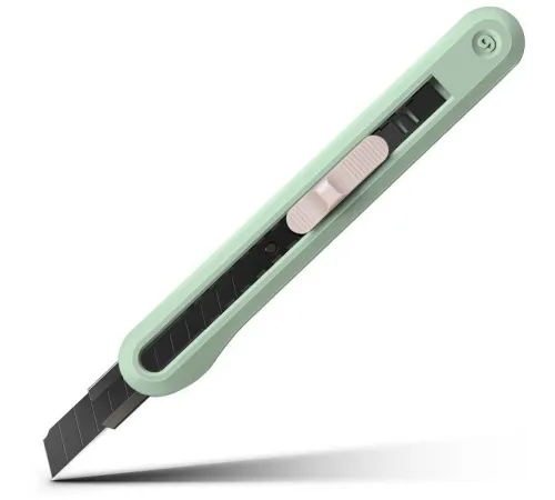 Нож канцелярский Deli NS063-SD-GREEN Nusign шир.лез.9мм выдвижное лезвие фиксатор усиленный сталь зеленый Нож канцелярский Deli NS063-SD-GREEN Nusign шир.лез.9мм выдвижное лезвие фиксатор усиленный сталь зеленый