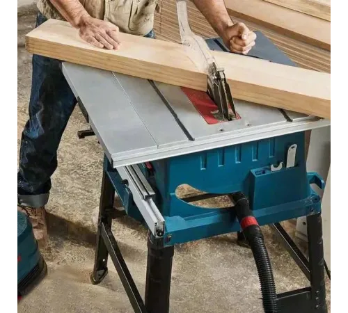 Станок распиловочный Bosch GTS 254 1800W (0601B45000) Станок распиловочный Bosch GTS 254 1800W (0601B45000)